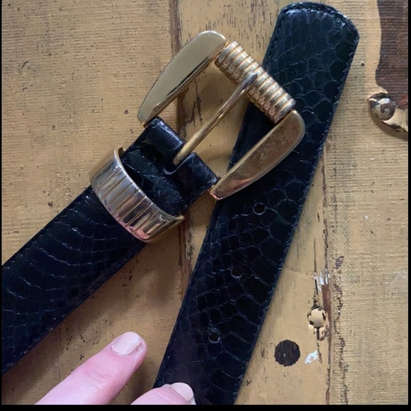 VINTAGE THE RITZ ACCESSORIES COLLECTION BLACK GOLD LEATHER BELT S M main image 8